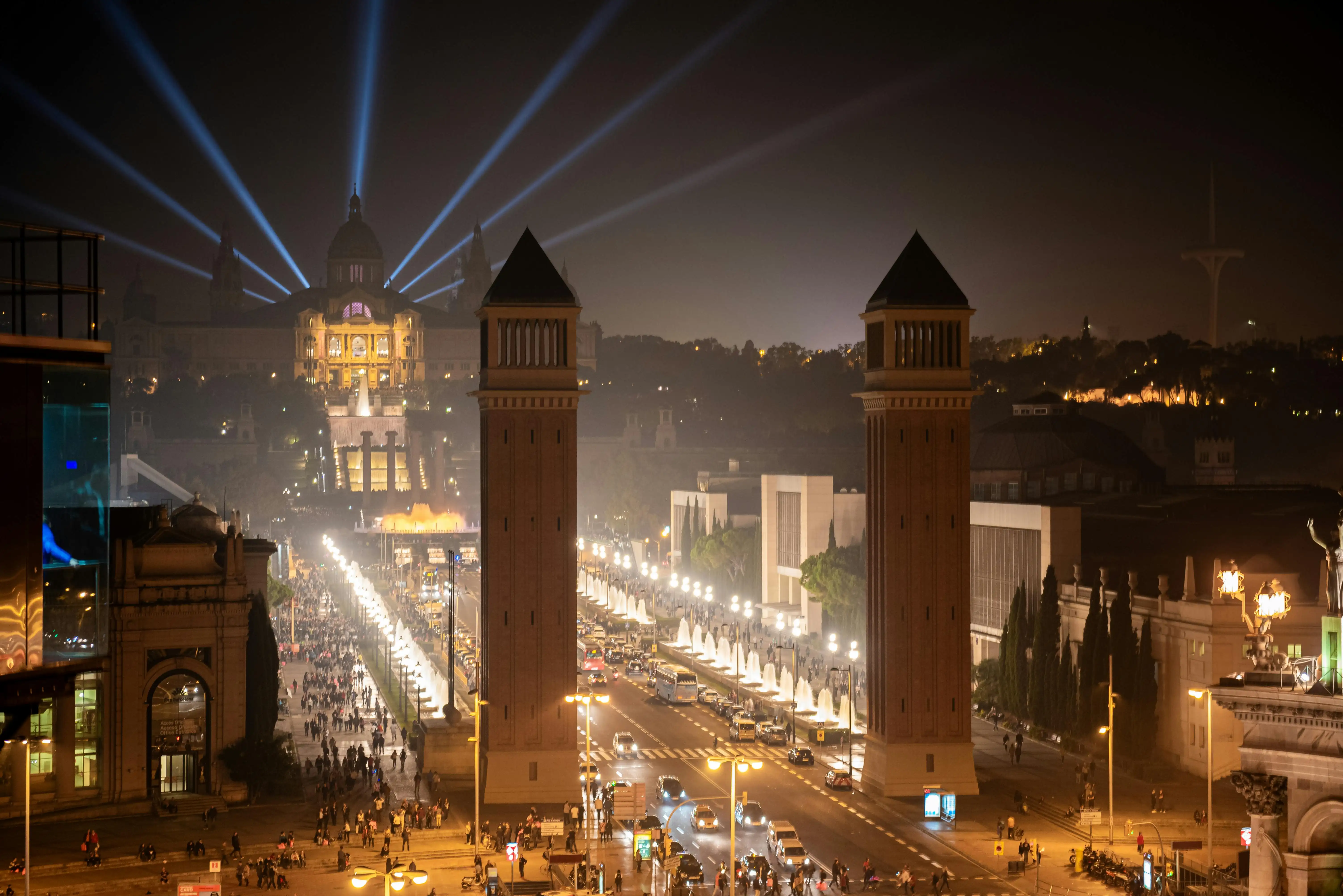 The illuminated night views and towers of Barcelona city